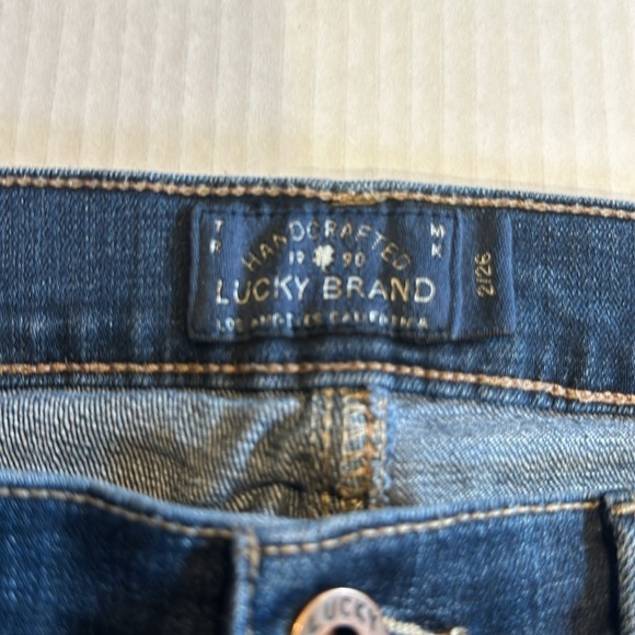 Lucky Brand Brooke Capri denim blue jeans w pockets front & back zipper front - Picture 6 of 13